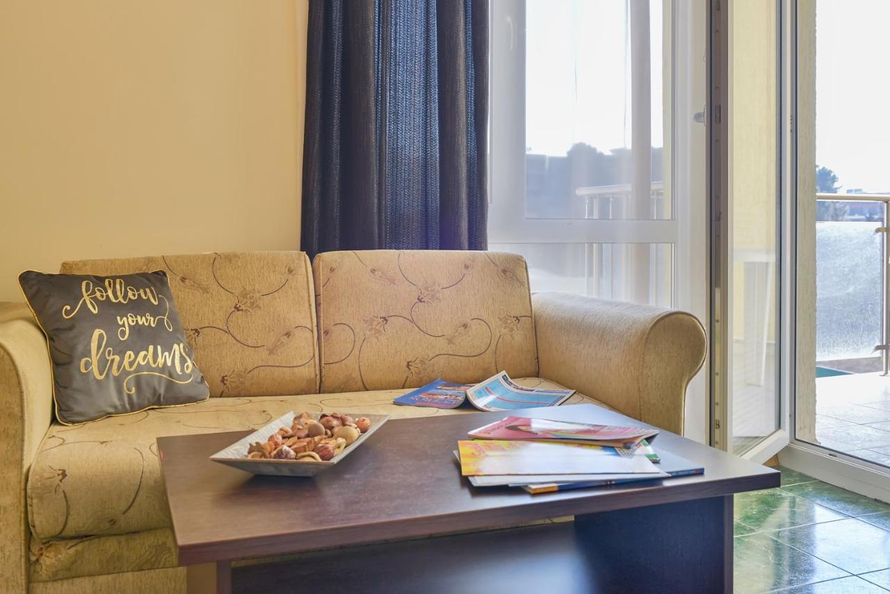 Viva Apartments ซันนีบีช ภายนอก รูปภาพ
