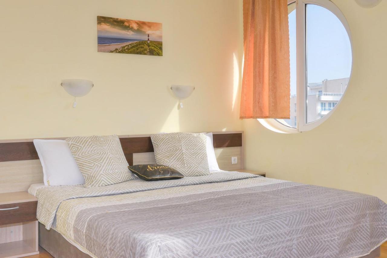 Viva Apartments ซันนีบีช ภายนอก รูปภาพ