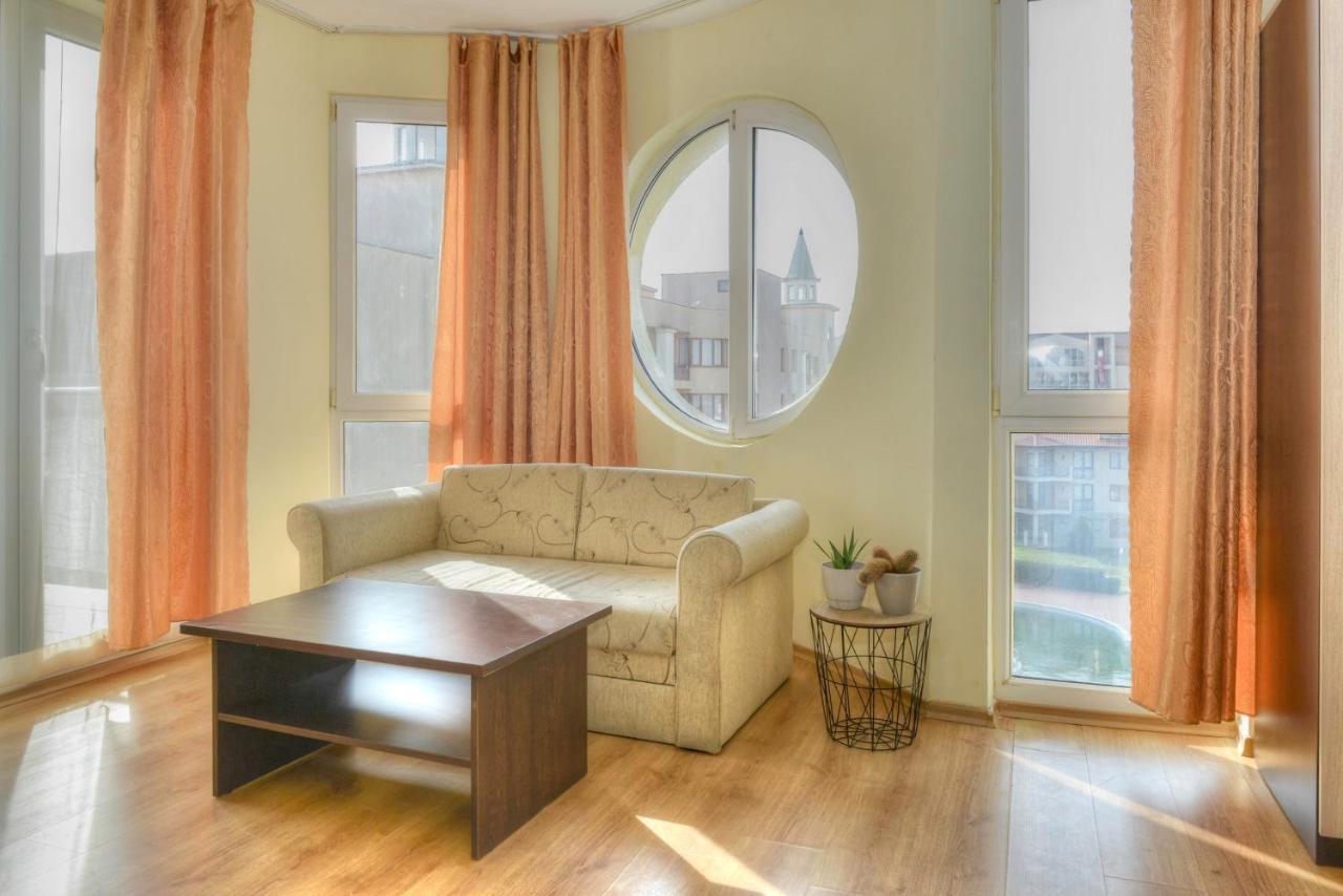 Viva Apartments ซันนีบีช ภายนอก รูปภาพ