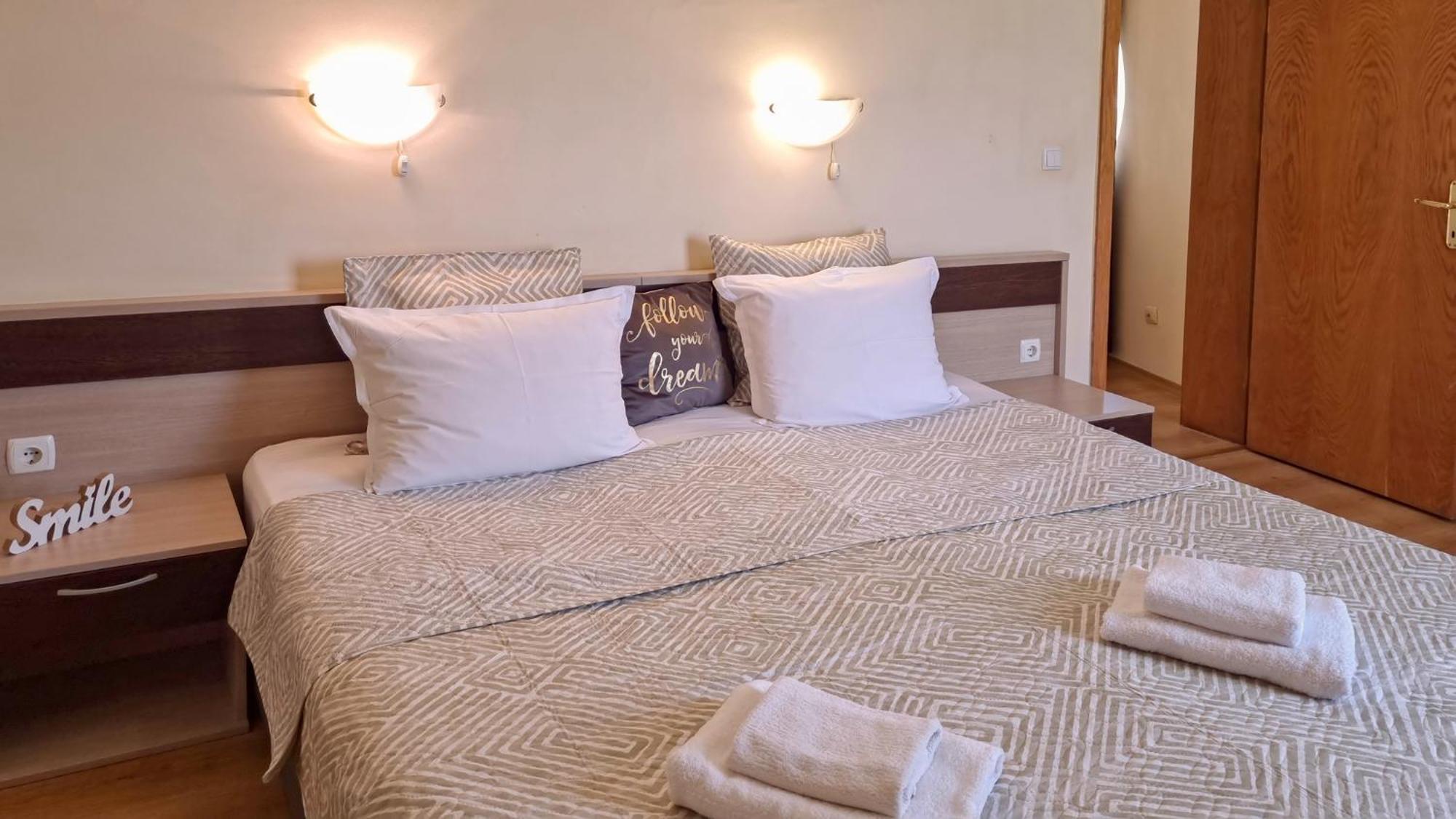 Viva Apartments ซันนีบีช ภายนอก รูปภาพ